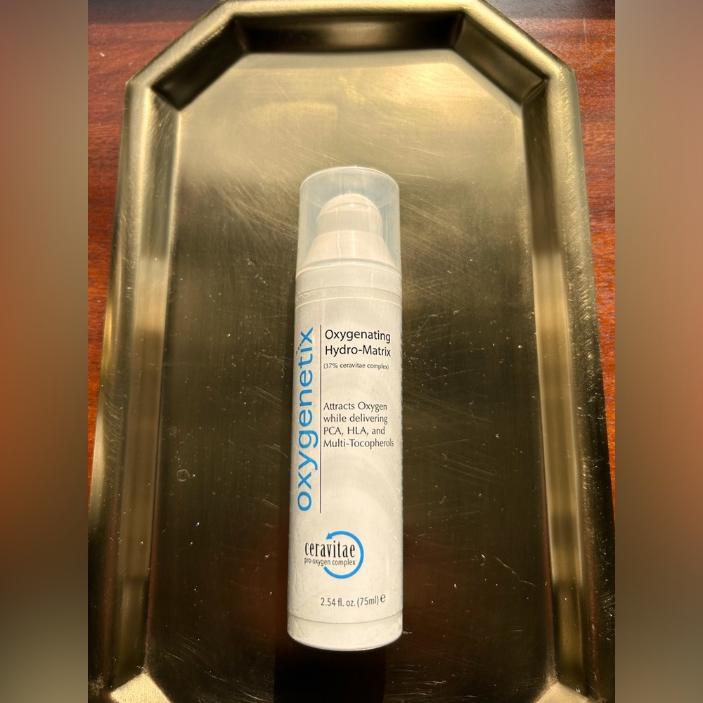 SALE✨oxygenetix NIB/sealed Oxygenating Hydro-Matrix breathable ‘second skin’75mL